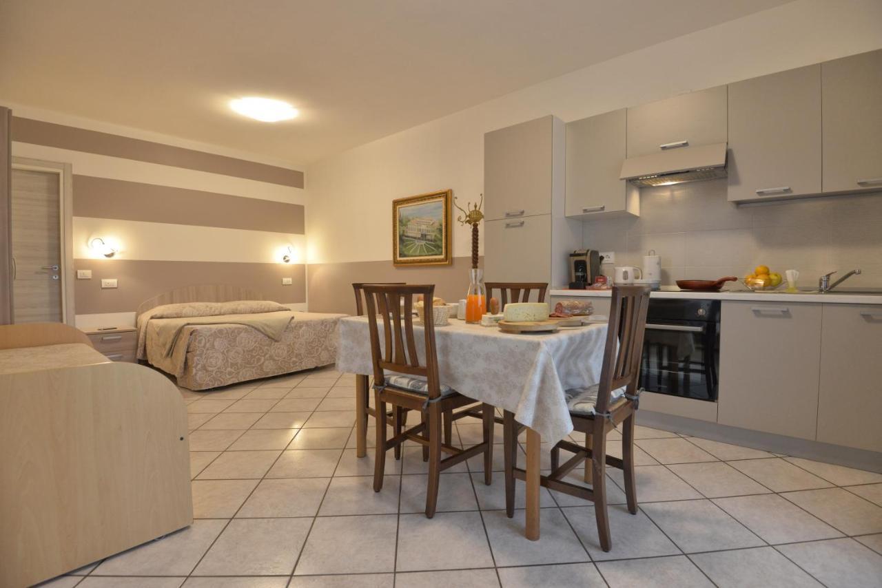 Antiche Mura Casa Vacanze Puegnago Exterior photo